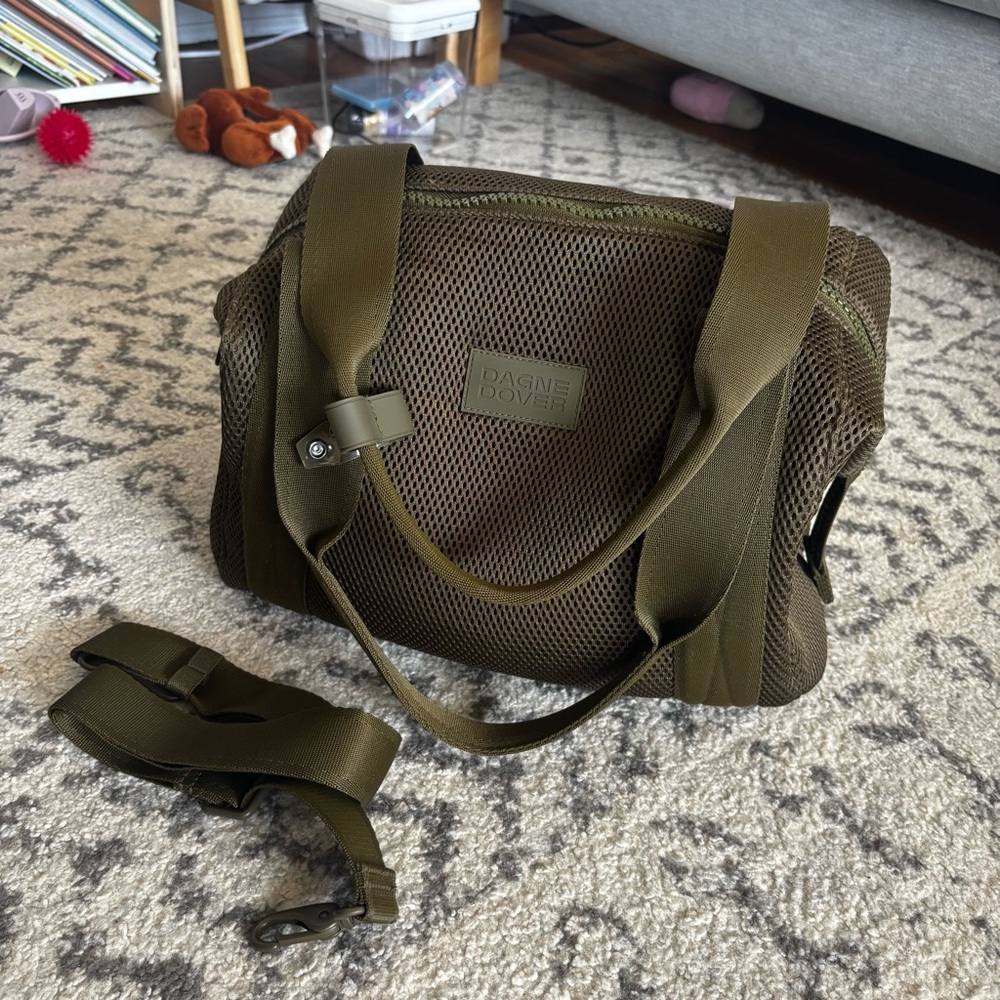 Dagne Dover Landon Carryall Olive Mesh Bag with Clip